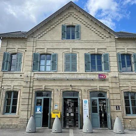 45m2 Avec Terrasse Rdc & Parking Inclus * Montmagny
